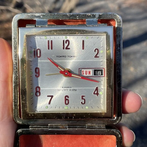 Vintage Tokyo Tokei 2 Jewels Red TESTED - Works - Alarm Folding Clock MCM RETRO - Picture 5 of 12